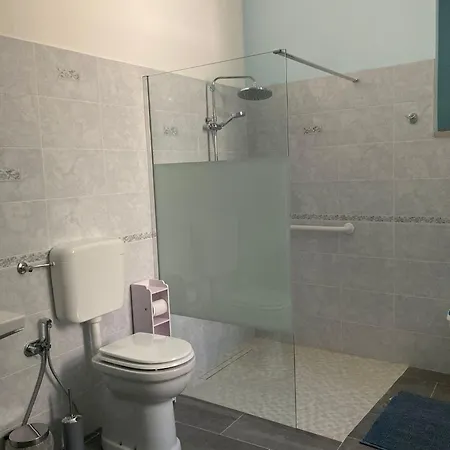 Dependance Of The Frazzetto Sisters Apartment Licodia Eubea